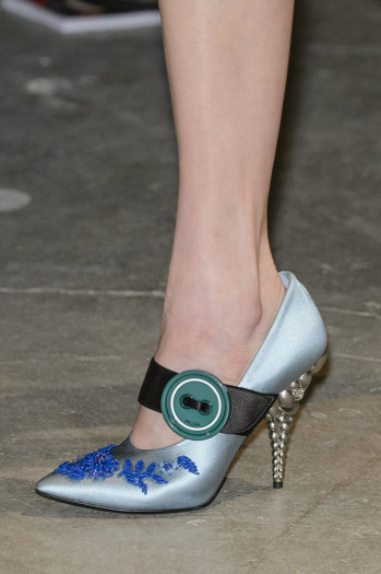 prada (1).jpg