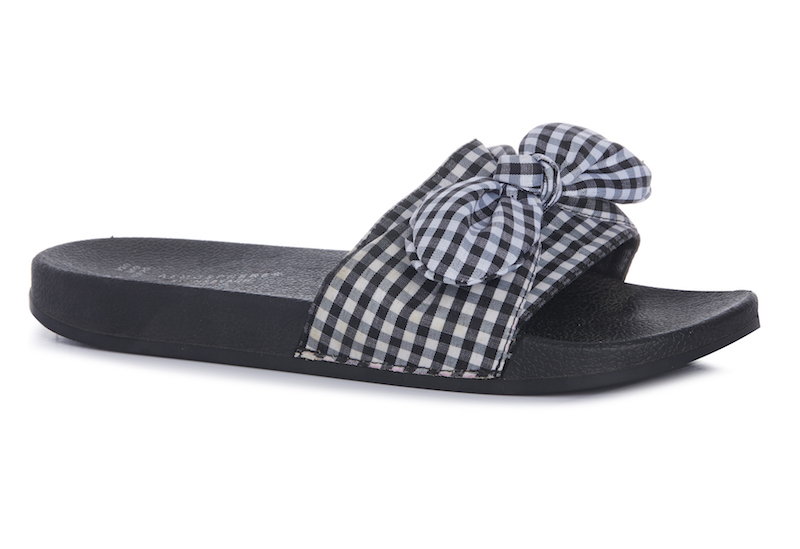 GINGHAM SANDEl E7 $8.jpg