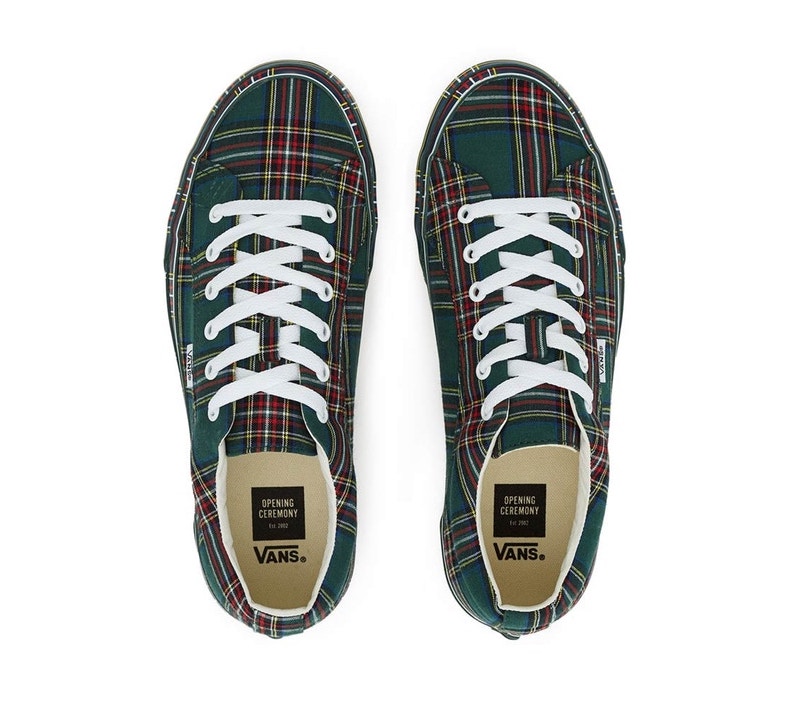 http_%2F%2Fbae.hypebeast.com%2Ffiles%2F2017%2F11%2Fopening-ceremony-vans-lampin-plaid-green-red-2.jpg