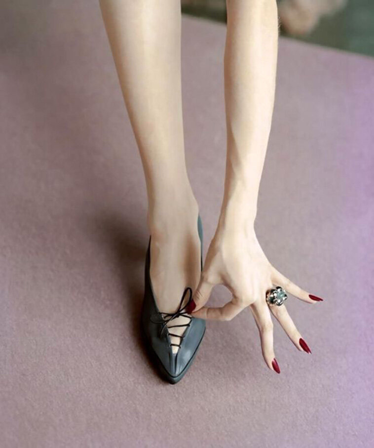 the-Hottest-Shoe-Trend-For-Women-in-the-1940s-and-1950s-8.jpg