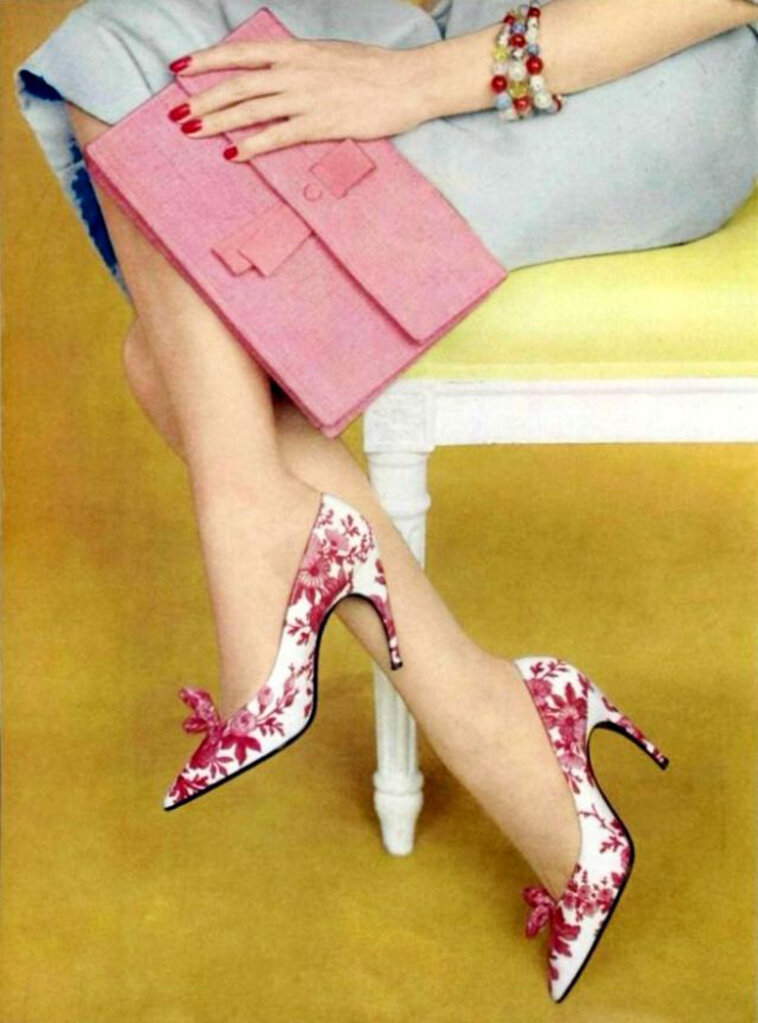 the-Hottest-Shoe-Trend-For-Women-in-the-1940s-and-1950s-17.jpg